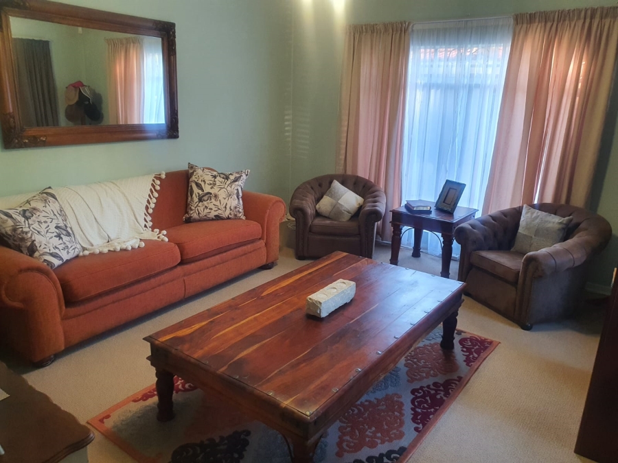 3 Bedroom Property for Sale in Safari Gardens North West